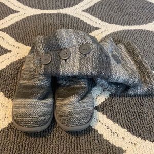 Muk Luks ‘a ala mode’ sweater boots 👢